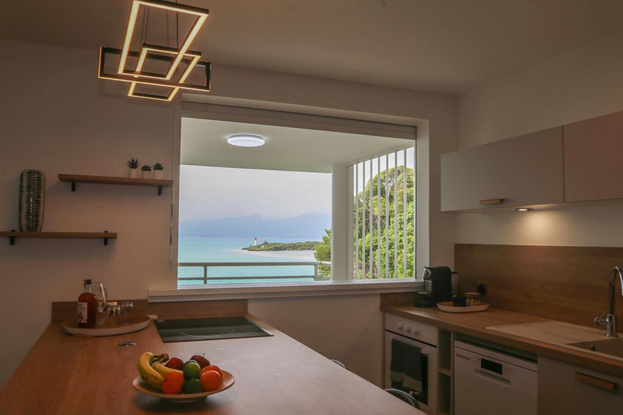 La Vue Du Phare - Appartement Neuf Avec Vue Imprenable Et Acces Crique Le Gosier  Buitenkant foto